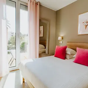 Hotel Le Petit Castel, Antibes