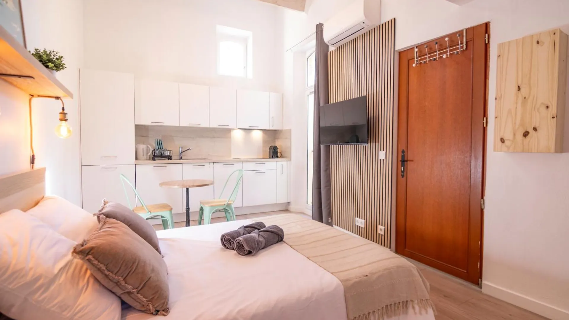 Studio Vieil Antibes Proche Mer Apartment